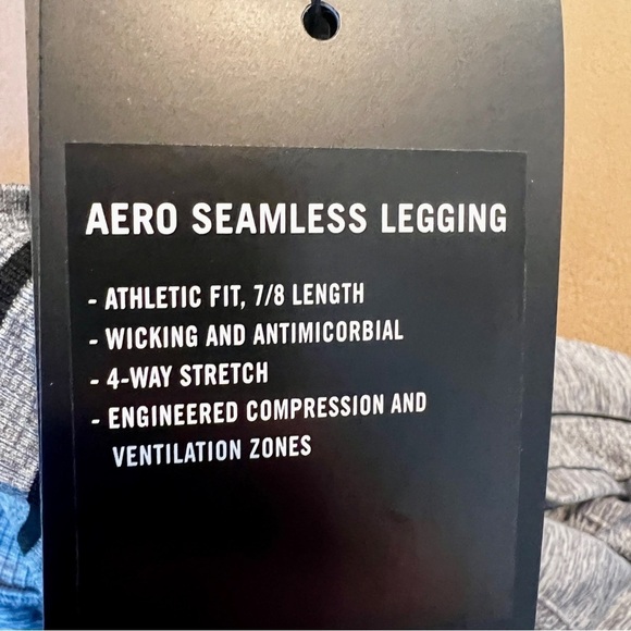 NEW Fourlaps size XL Aero Ruched Seamless Women's Leggings 7/8 Length NWT $118 - Picture 6 of 7